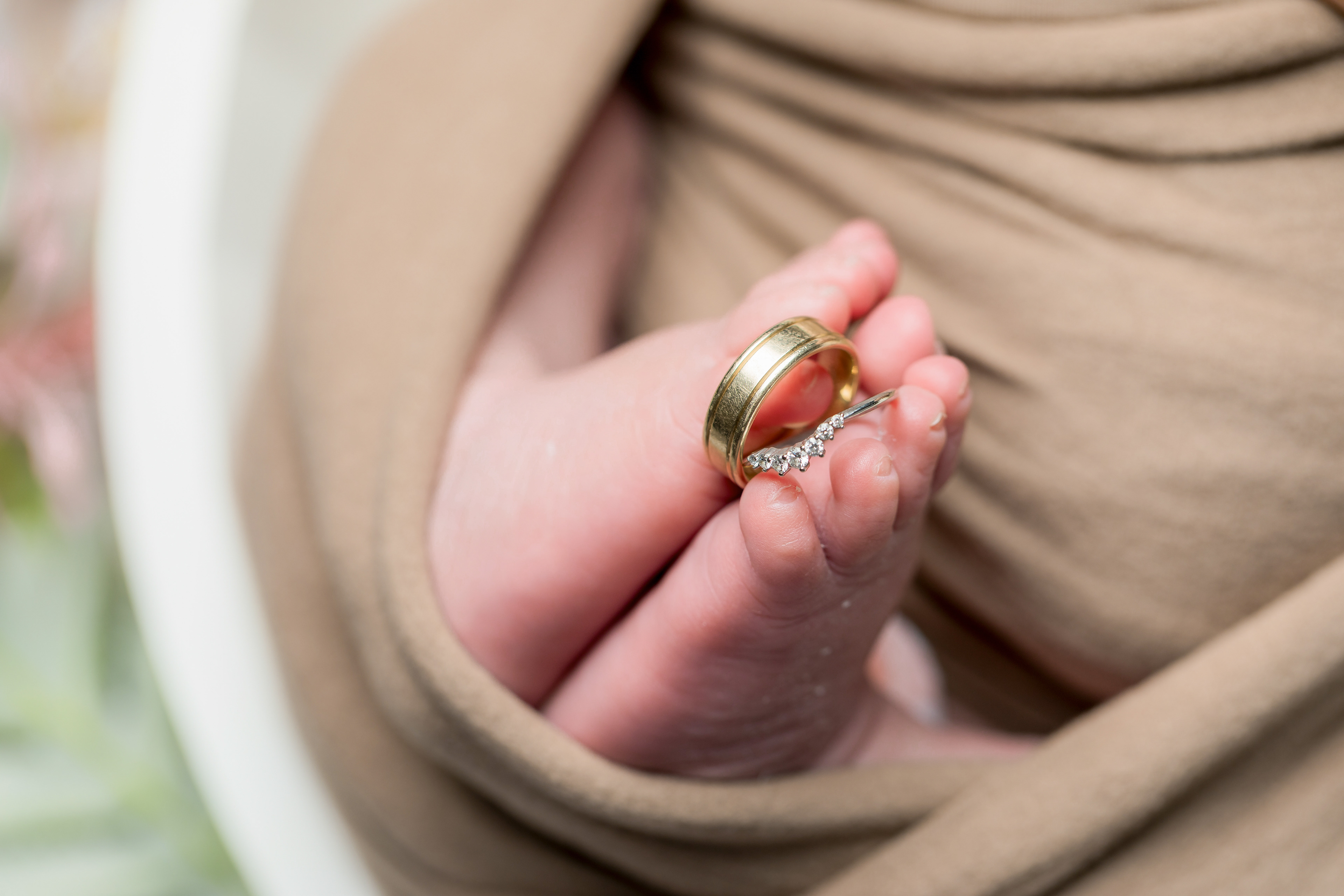 Newborn baby portrait session in Canberra by Olia Photography.