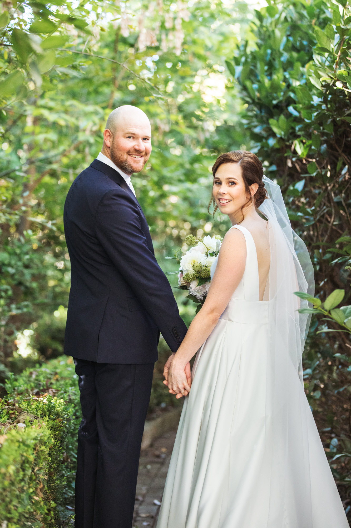 Wedding at the Gold Creek Chapel in Canberra. Captured by Olia Photography.