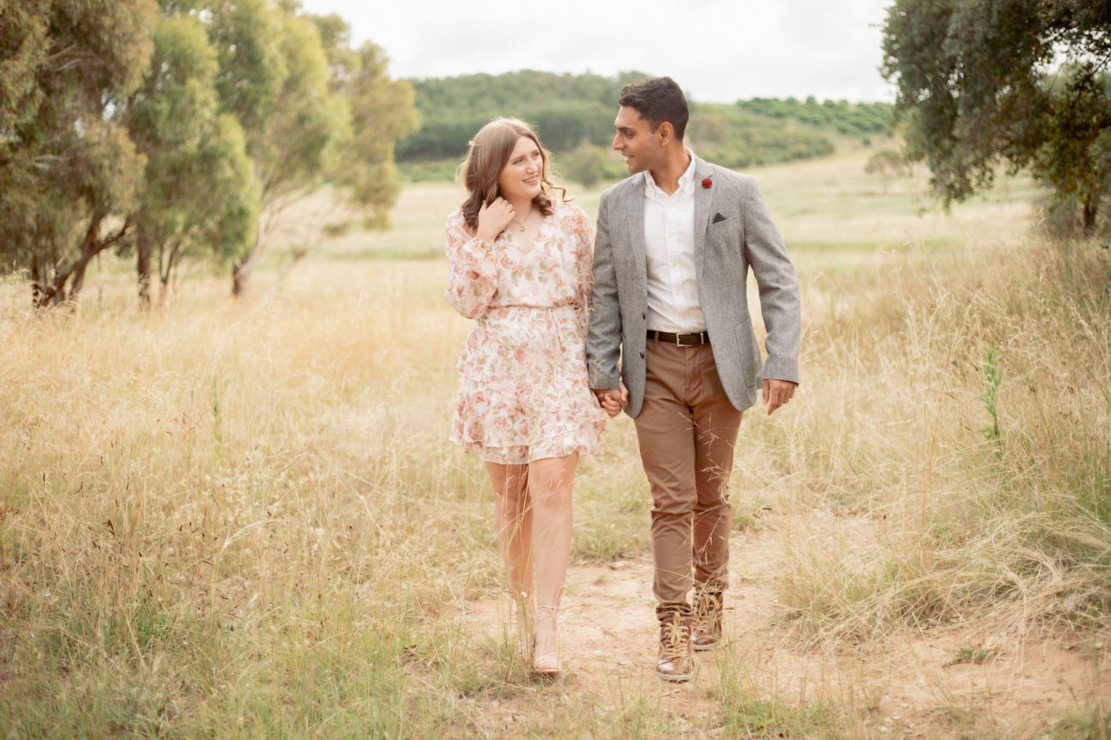 Engagement or pre-wedding photo session in Canberra, captured at the Arboretum by Olia Photography.