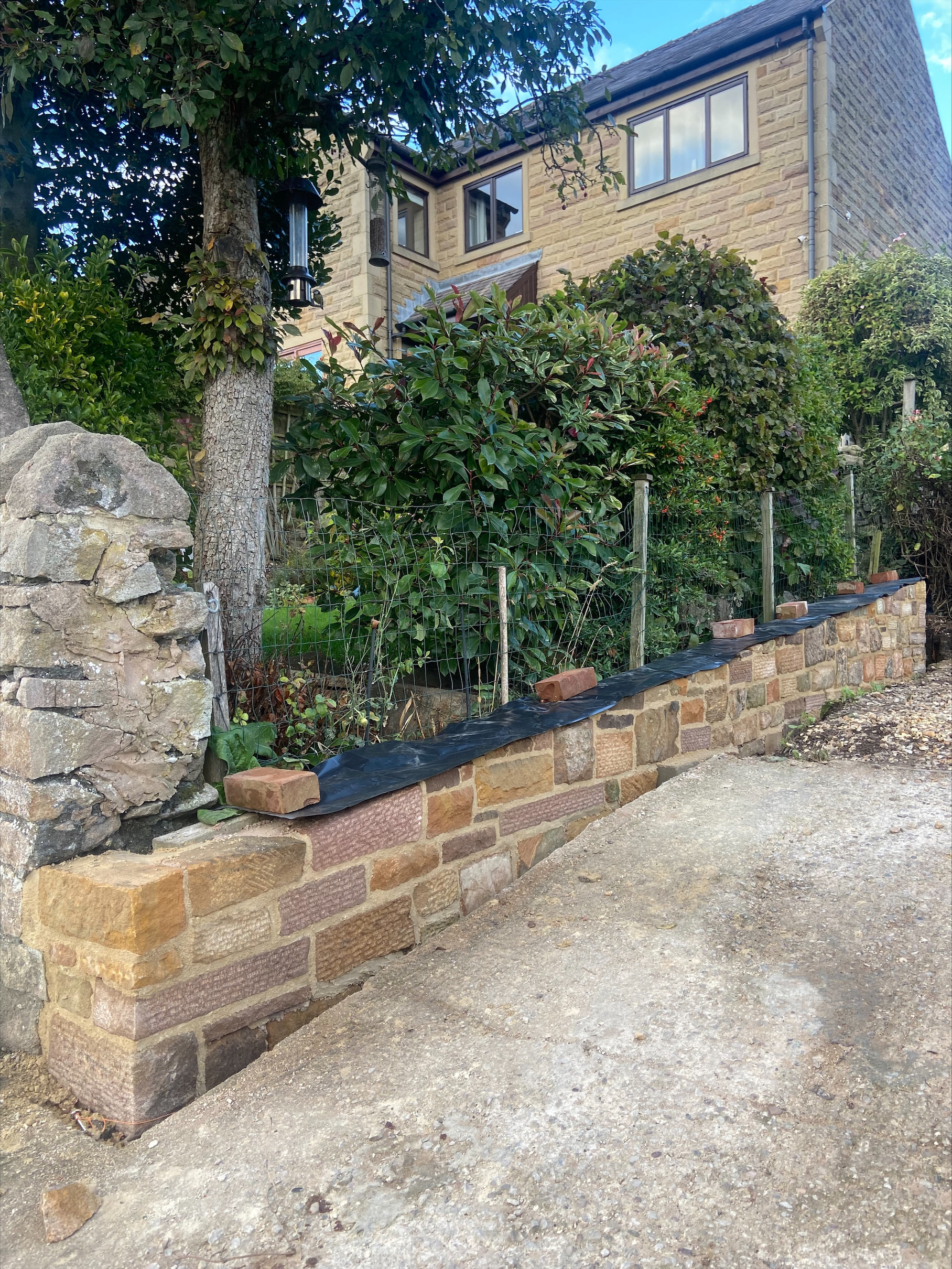Dressed gritstone dwarf wall