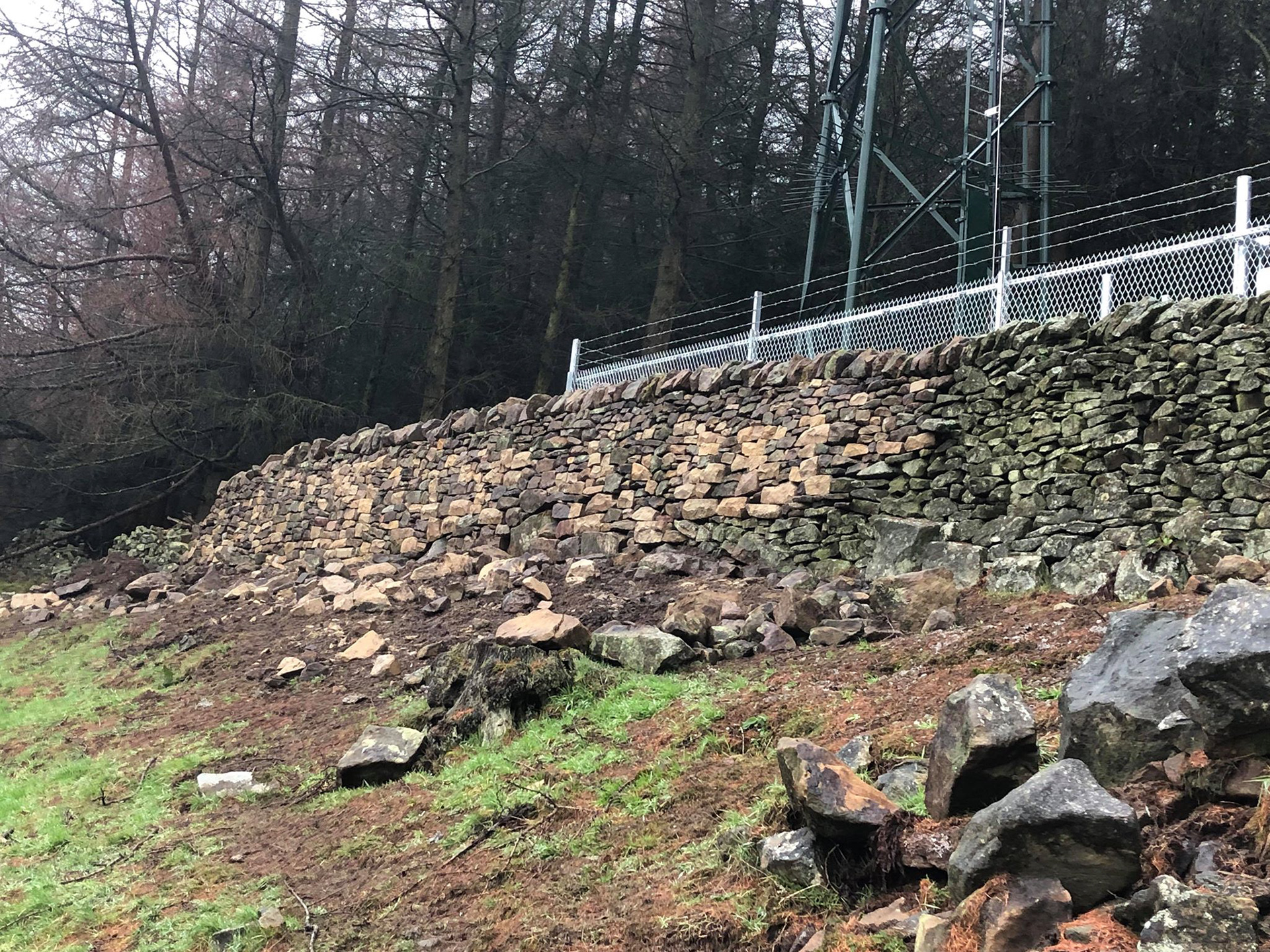 1.6m drystone wall - Woodlands Valley, Peak District
