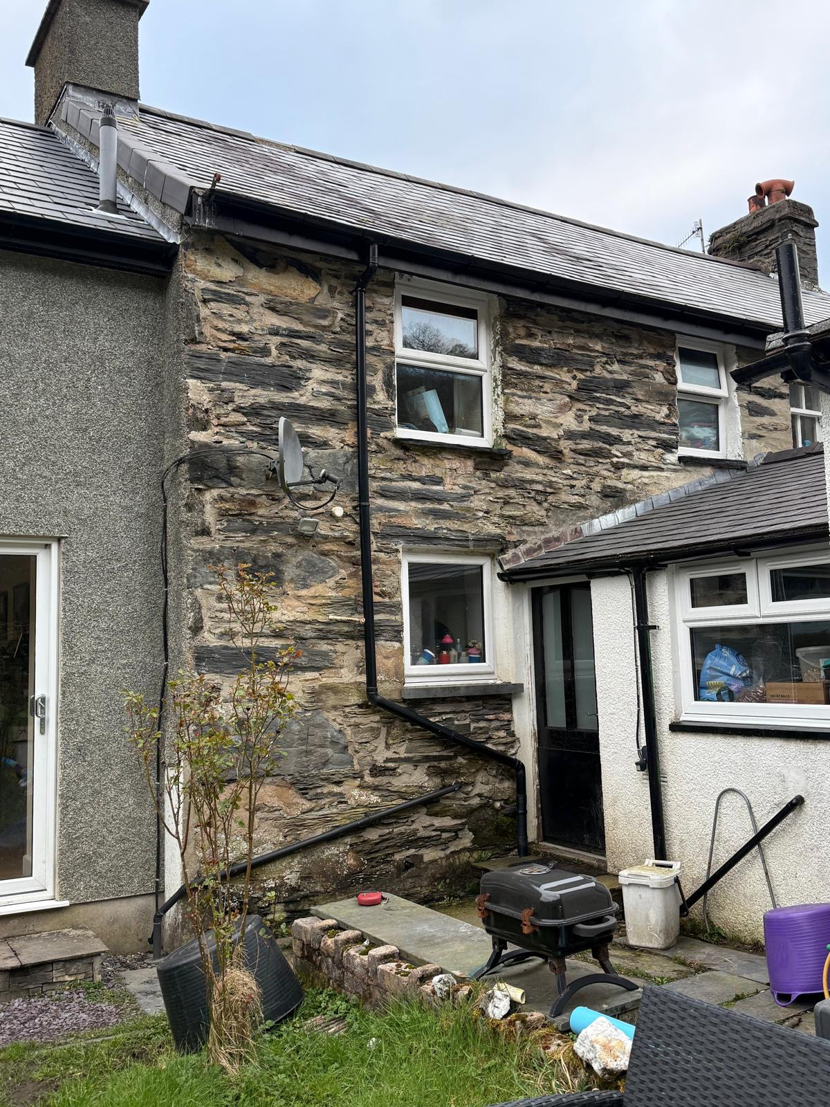 Repointed Welsh slate cottage - Dolwyddelan