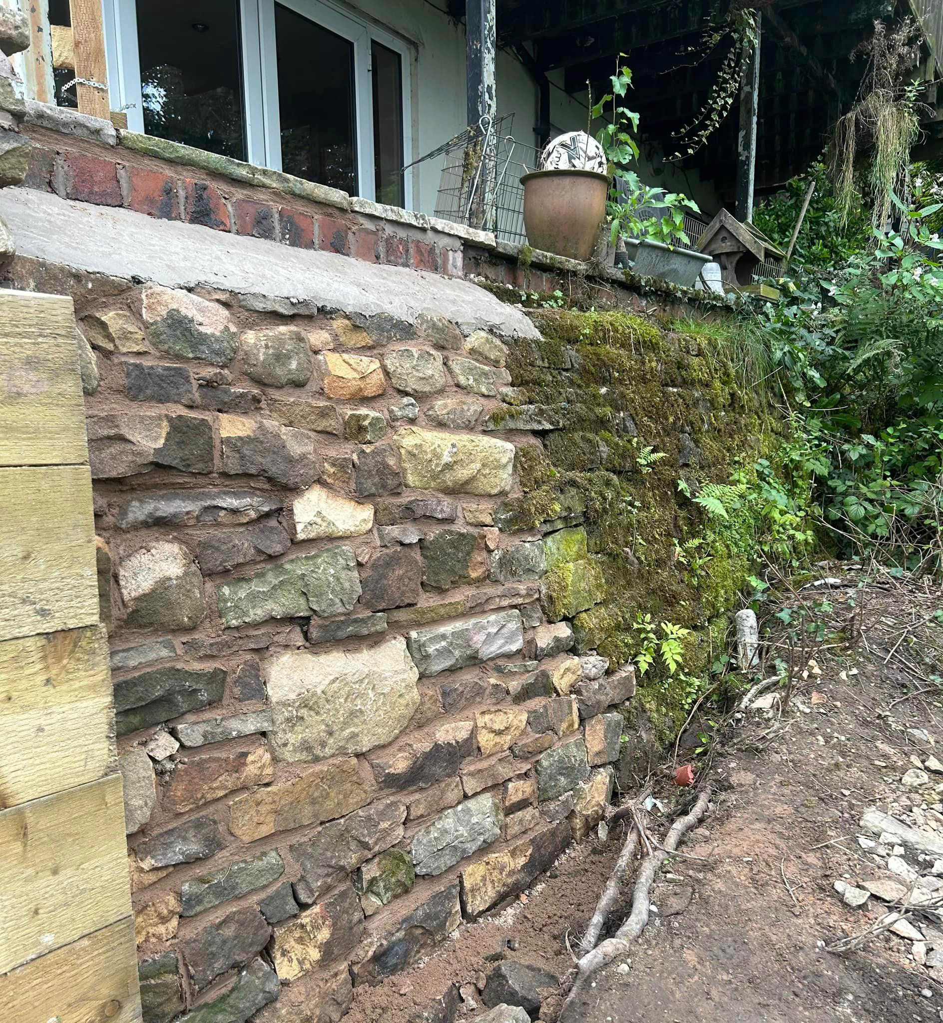 Partial rebuild Gritstone retaining wall