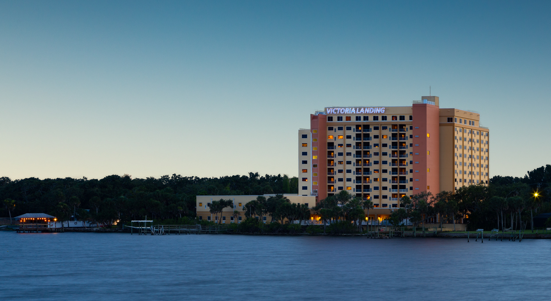 Architectural image of Victoria Landing assisted living facility in Melbourne, FL.