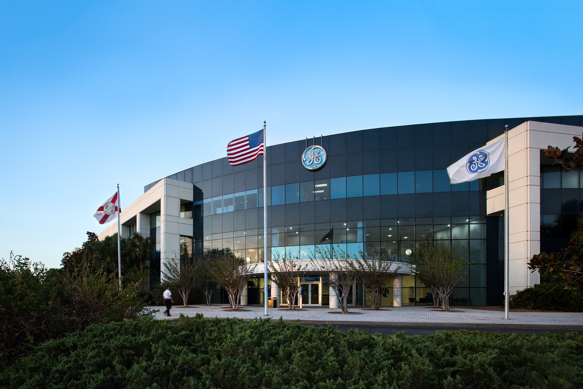 Architectural image of commercial building in Melbourne, FL.