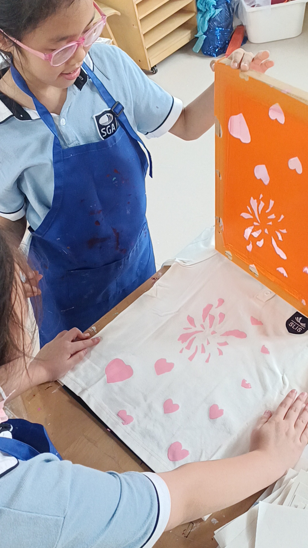 Screen Printing T-shirts
