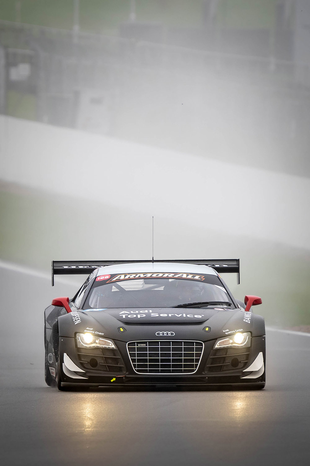 Audi R8 LMS