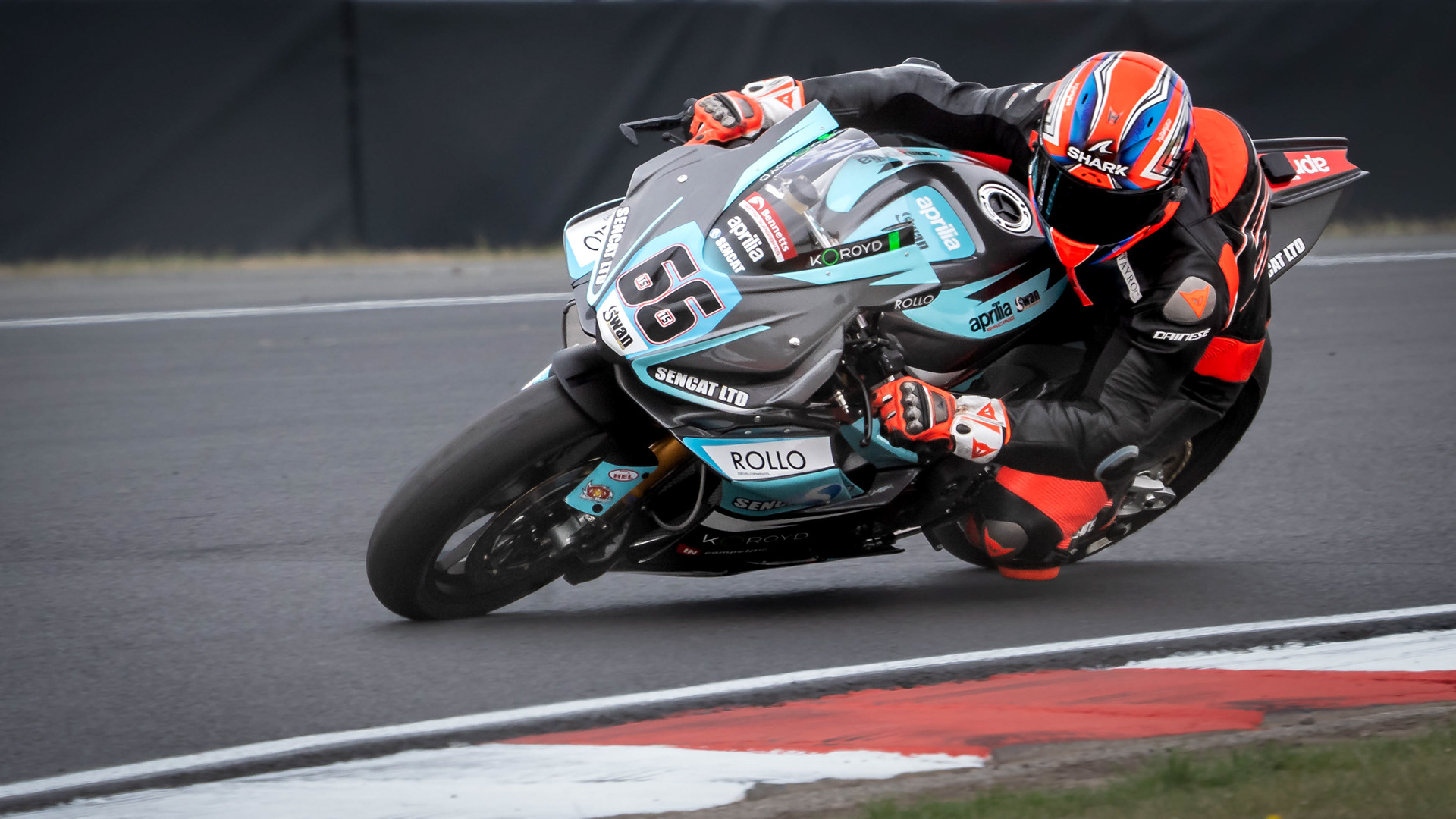 66 - Tom Sykes