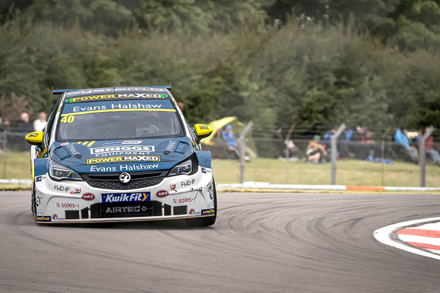 Aron Taylor-Smith - Evans Halshaw power max racing, Vauxhall Astra