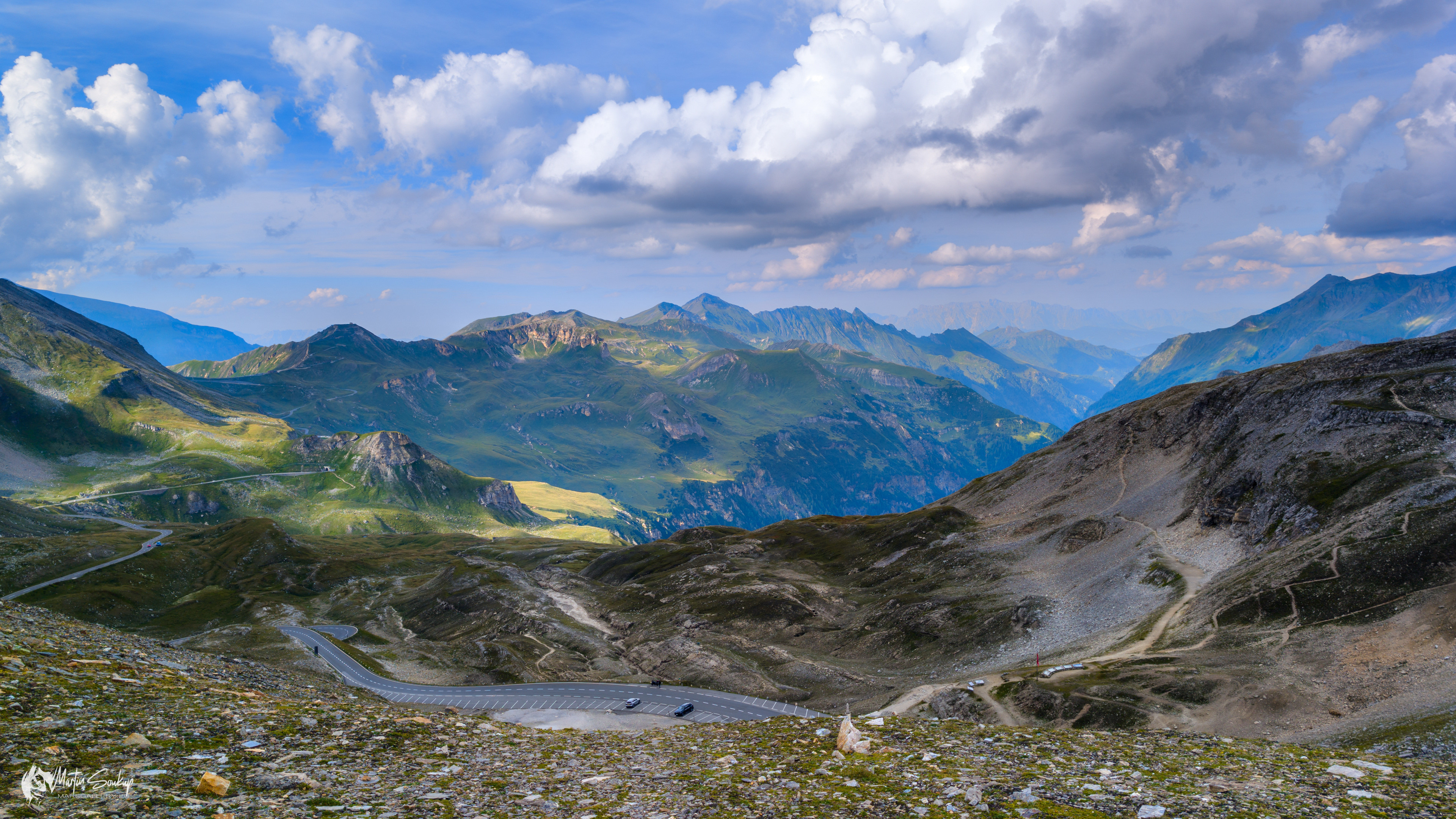Severní pohled k Edelweißspitze ze sedla Hochtor