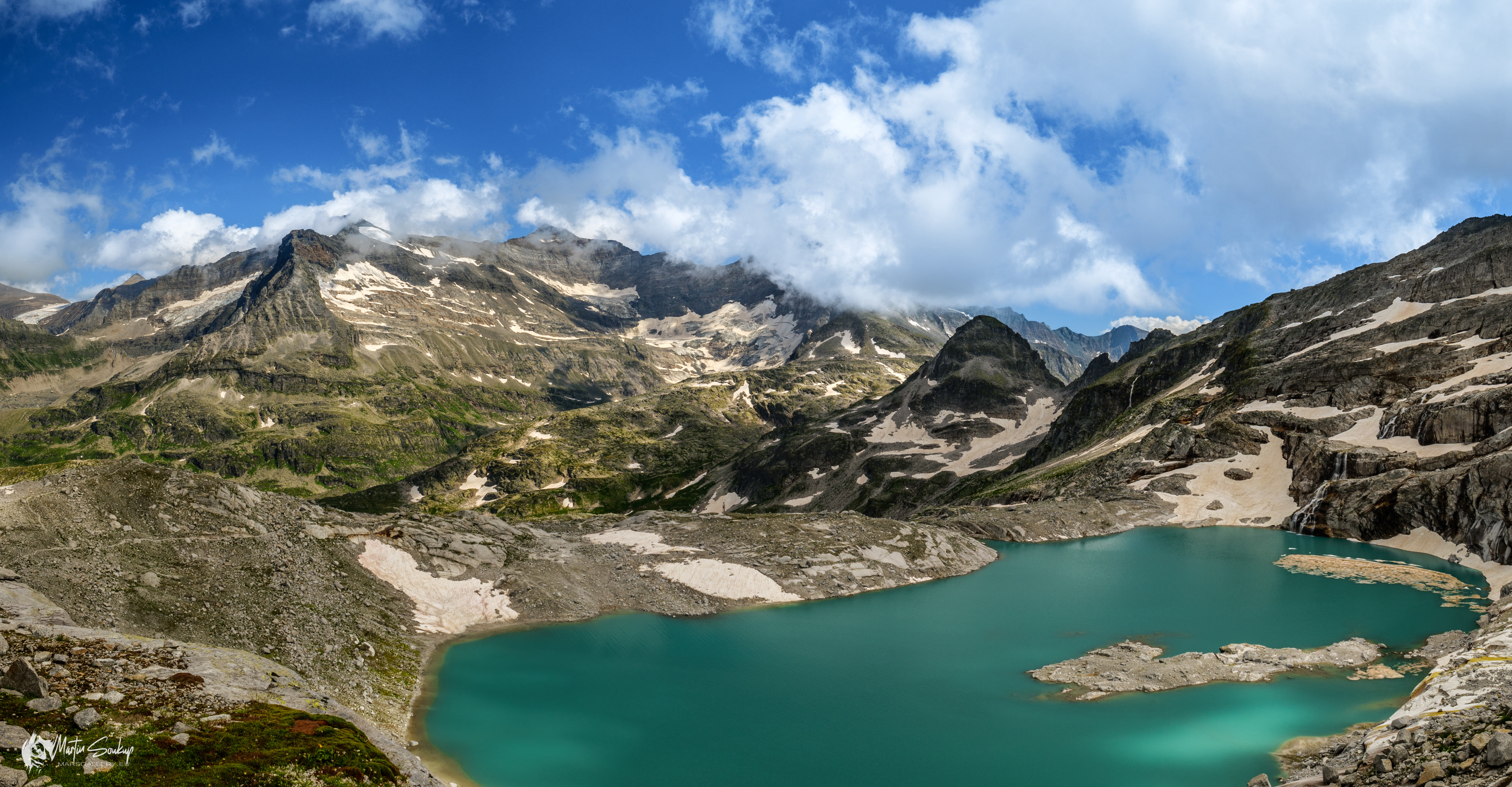 Opět "bezejmenné" jezero od vrcholu Hochfürleg