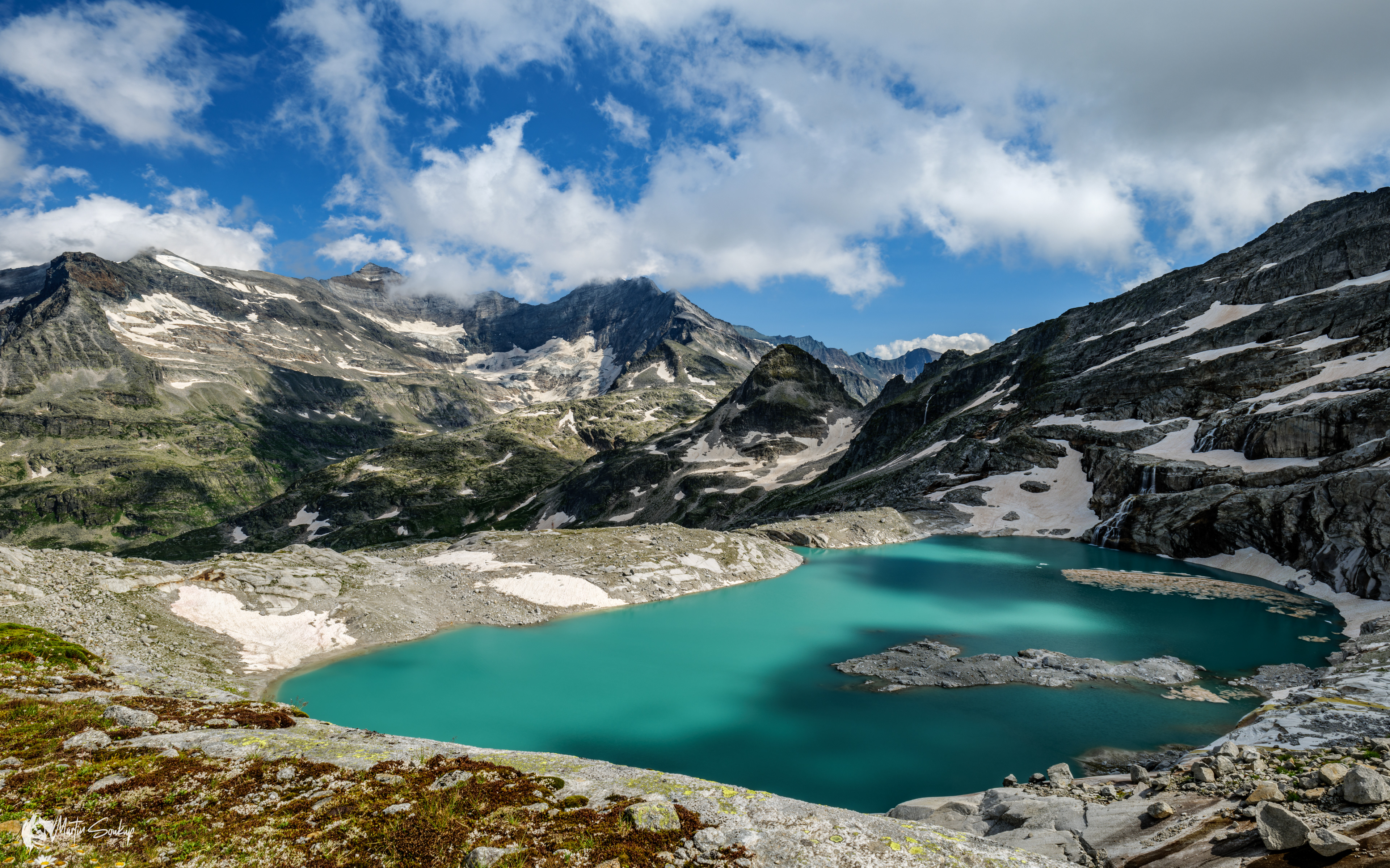 Opět "bezejmenné" jezero od vrcholu Hochfürleg