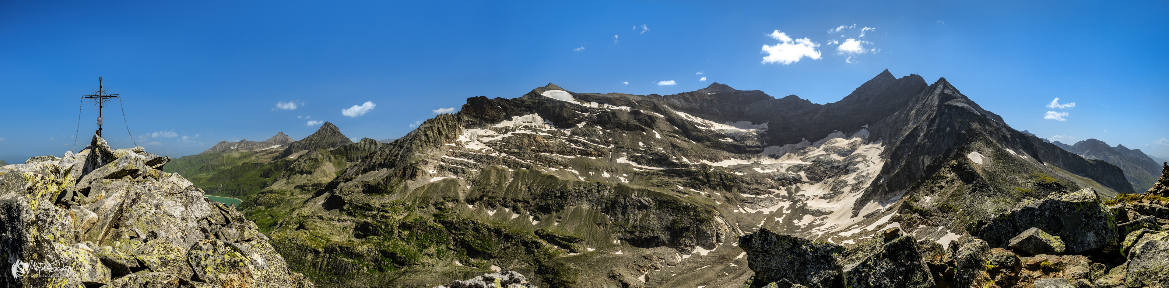 Okolní třitisícovky při pohledu z vrcholu Medelzkopf