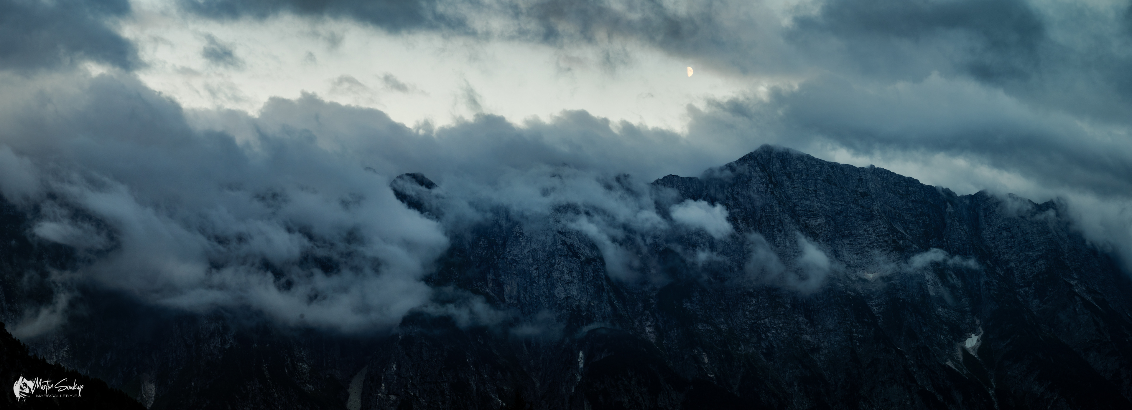 Večer pod Mangartským sedlem