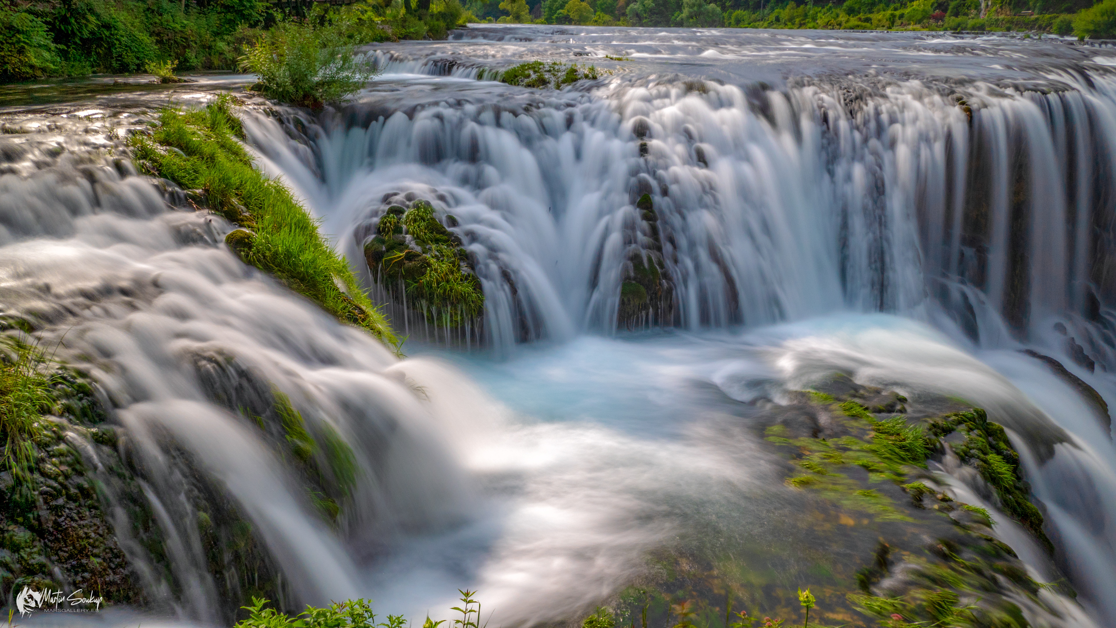Vodopád Štrbački buk na řeče UNA