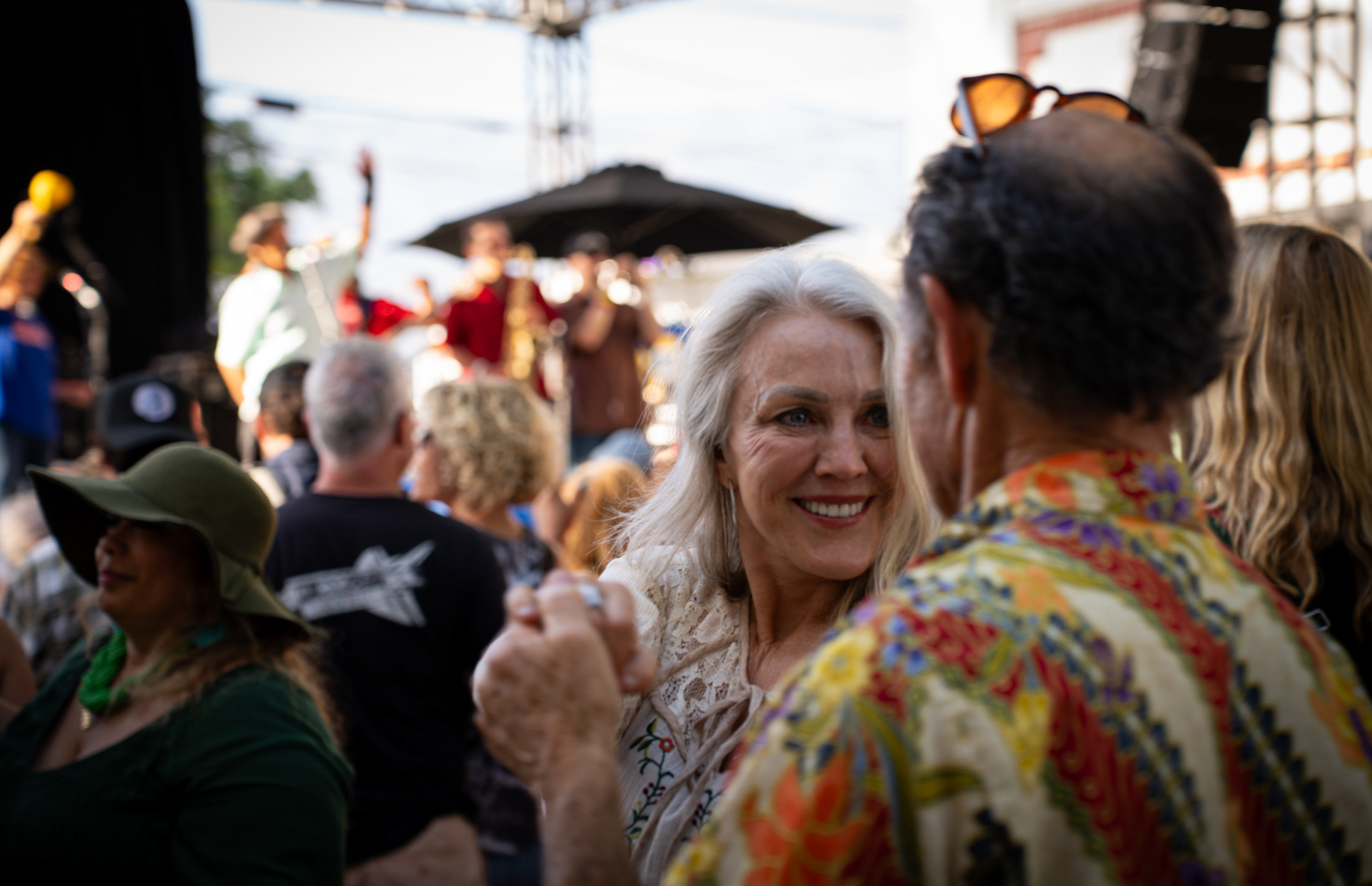 A woman dances at the California Avocado Festival in Carpinteria, California, Oct. 5th, 2025. (Photo/Aston Smith)