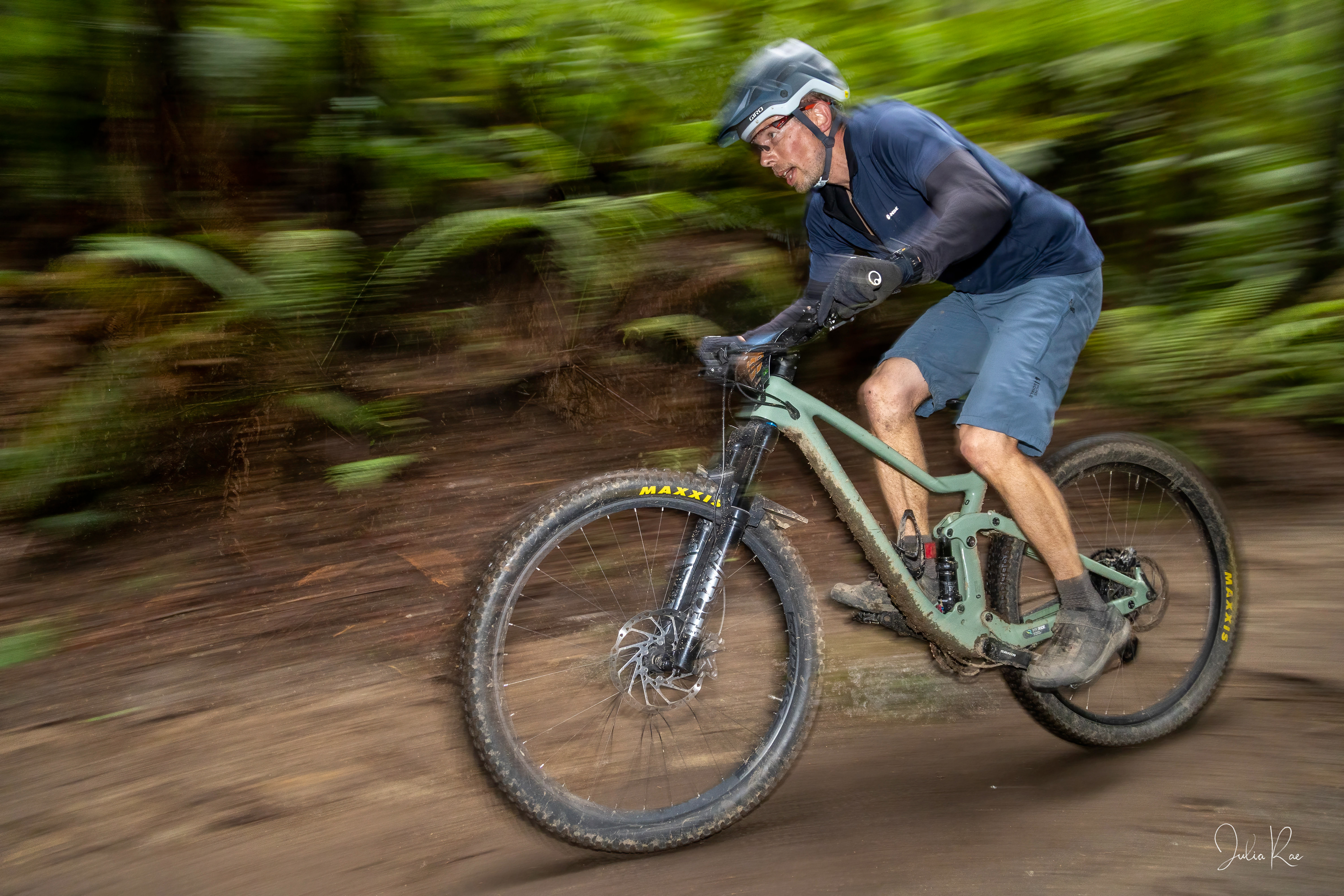 Cateye Moonride 24/12/6hr Race