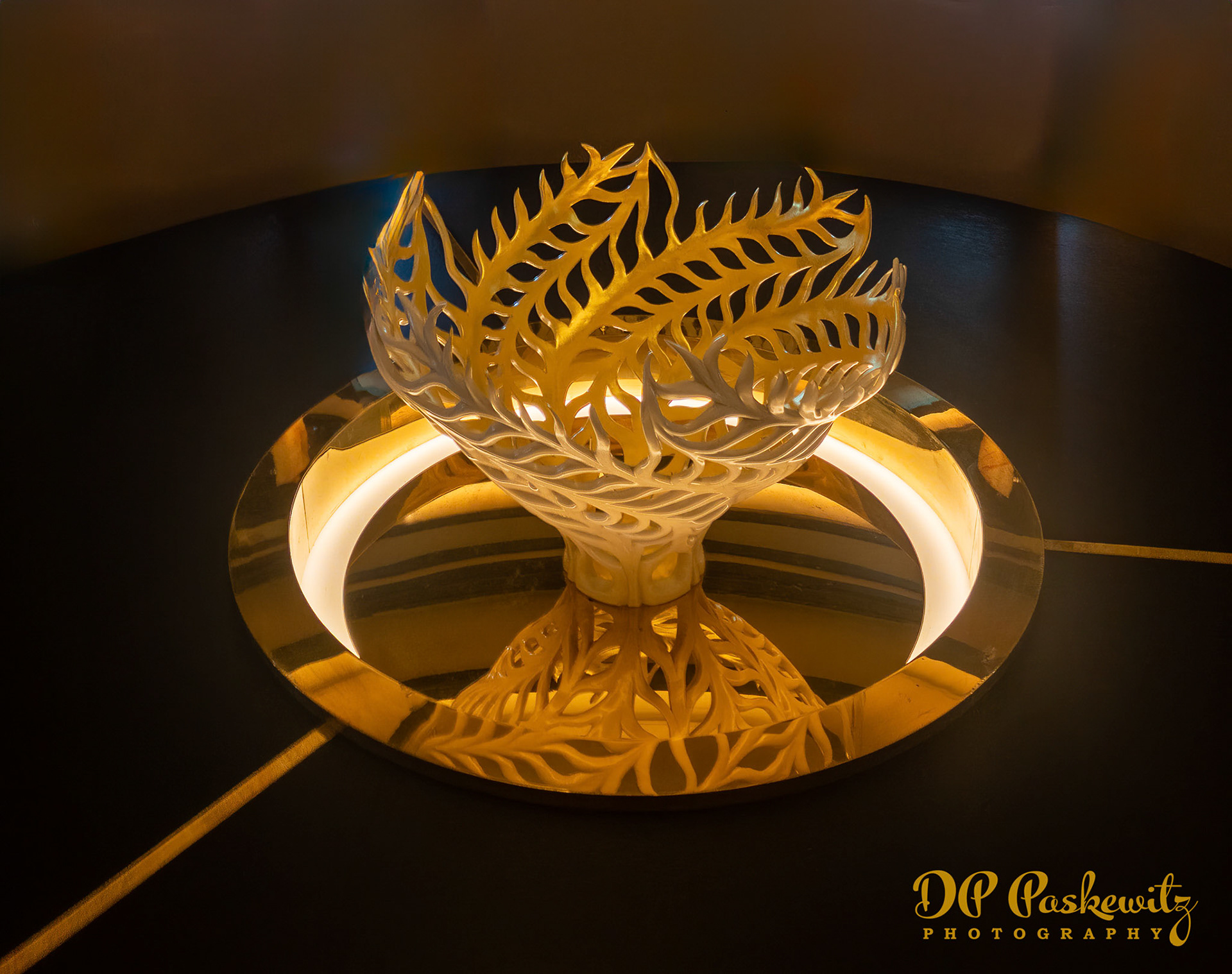 Captain's Table: Dining Room, Enchanted Princess, 2023