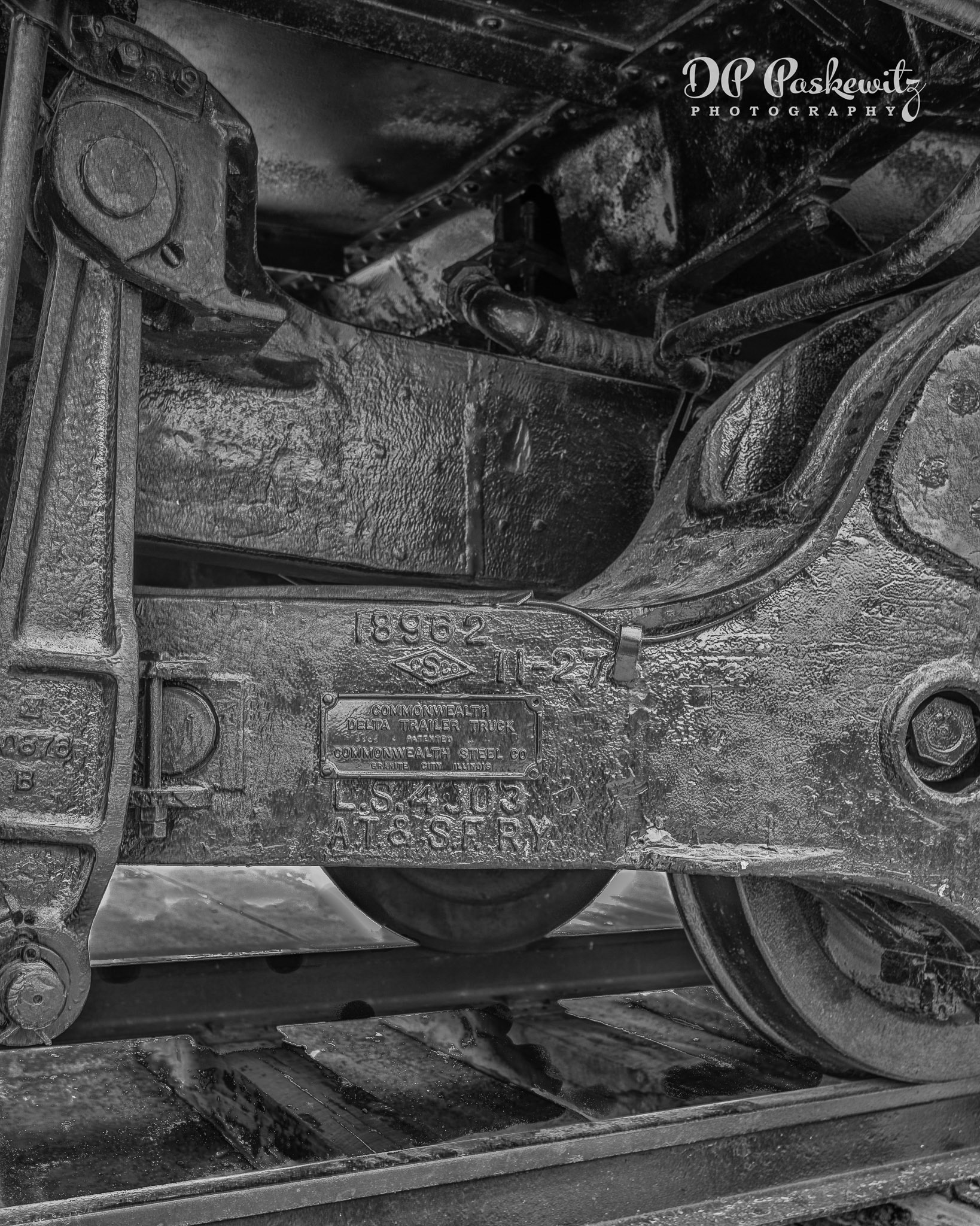 Delta Truck: Commonwealth Delta Trailer Truck, ATSF 3759, Kingman, AZ, 2013