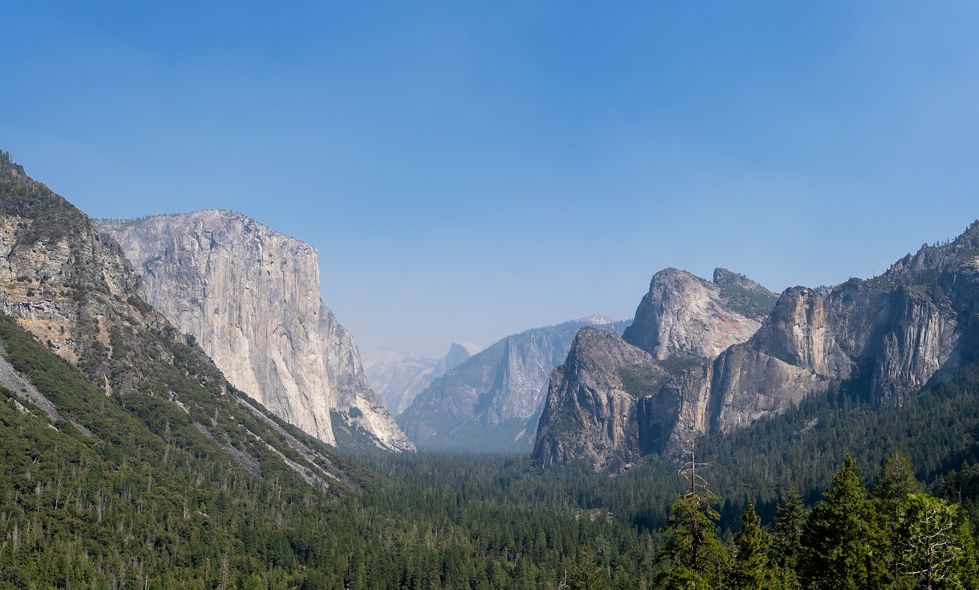 Tunnel View - Yosemite National Park