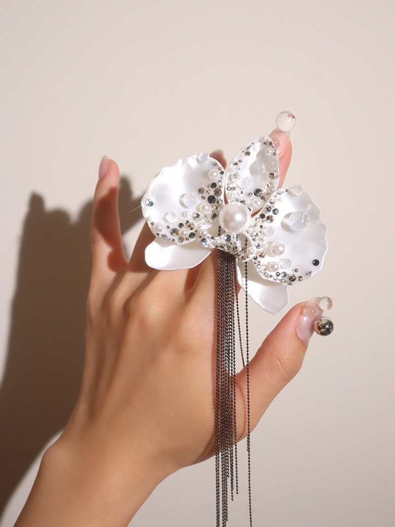 ©NAILIST_ONE : PEARL ORCHID SHELL