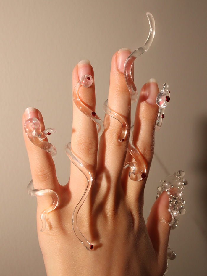 ©NAILIST_ONE : NUDITÉ: IN PURE FORM