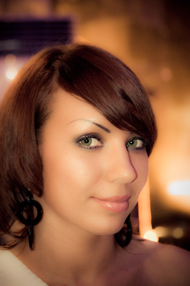 Green eyes, Shanghai, China, 2008