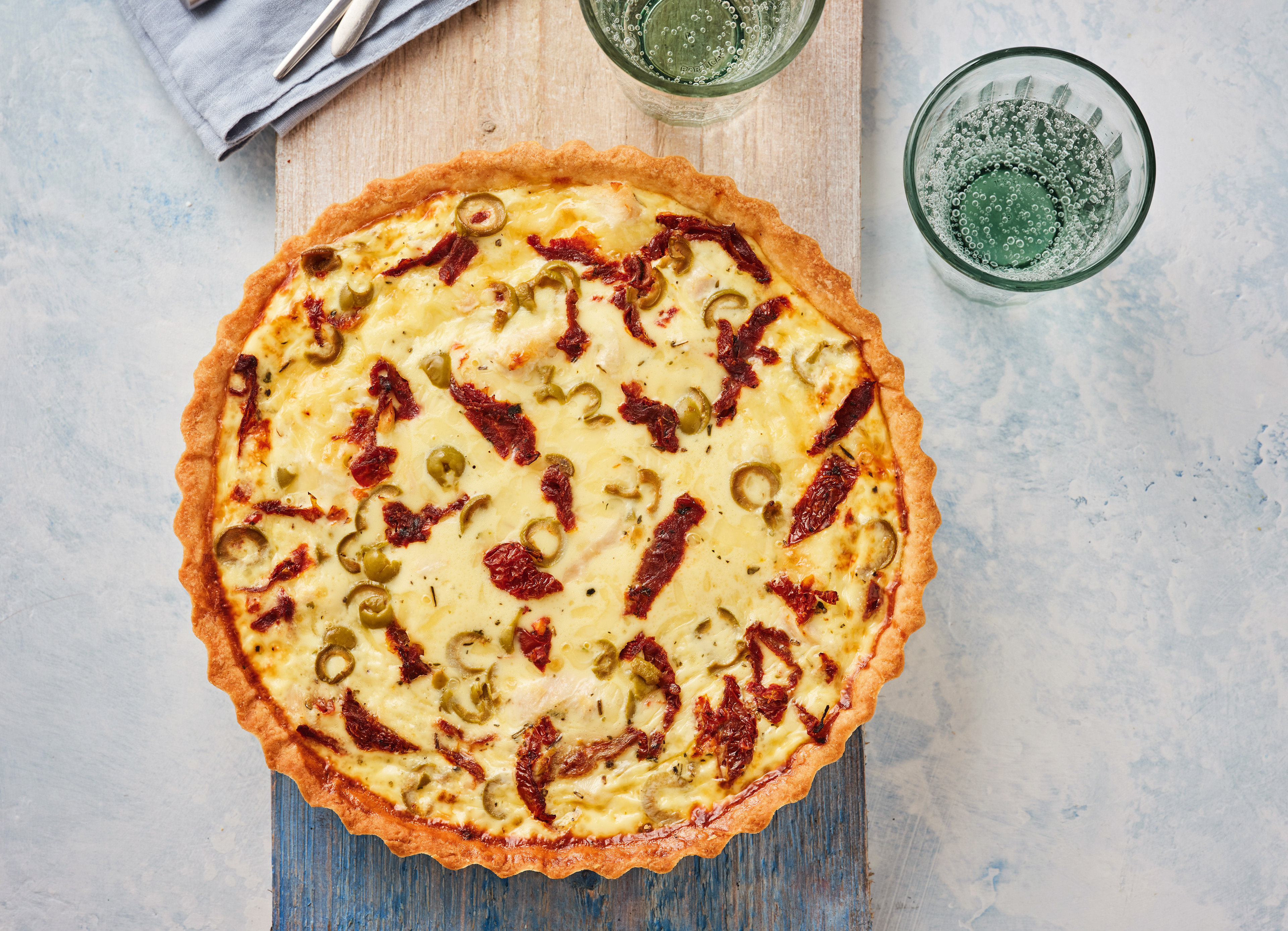 Chicken, Sun-Dried tomato and Olive Quiche