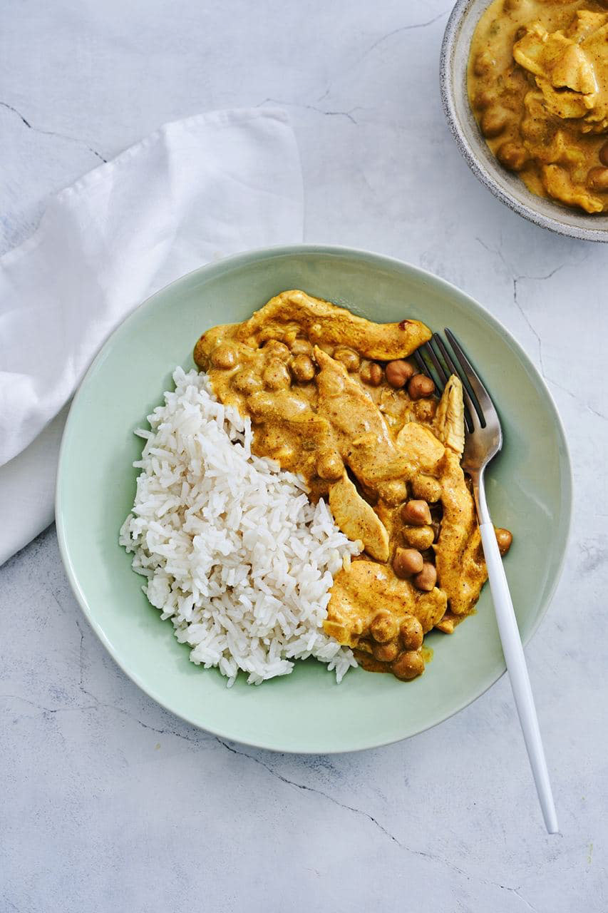 Coconut Chicken and Chickpeas Curry with Rice