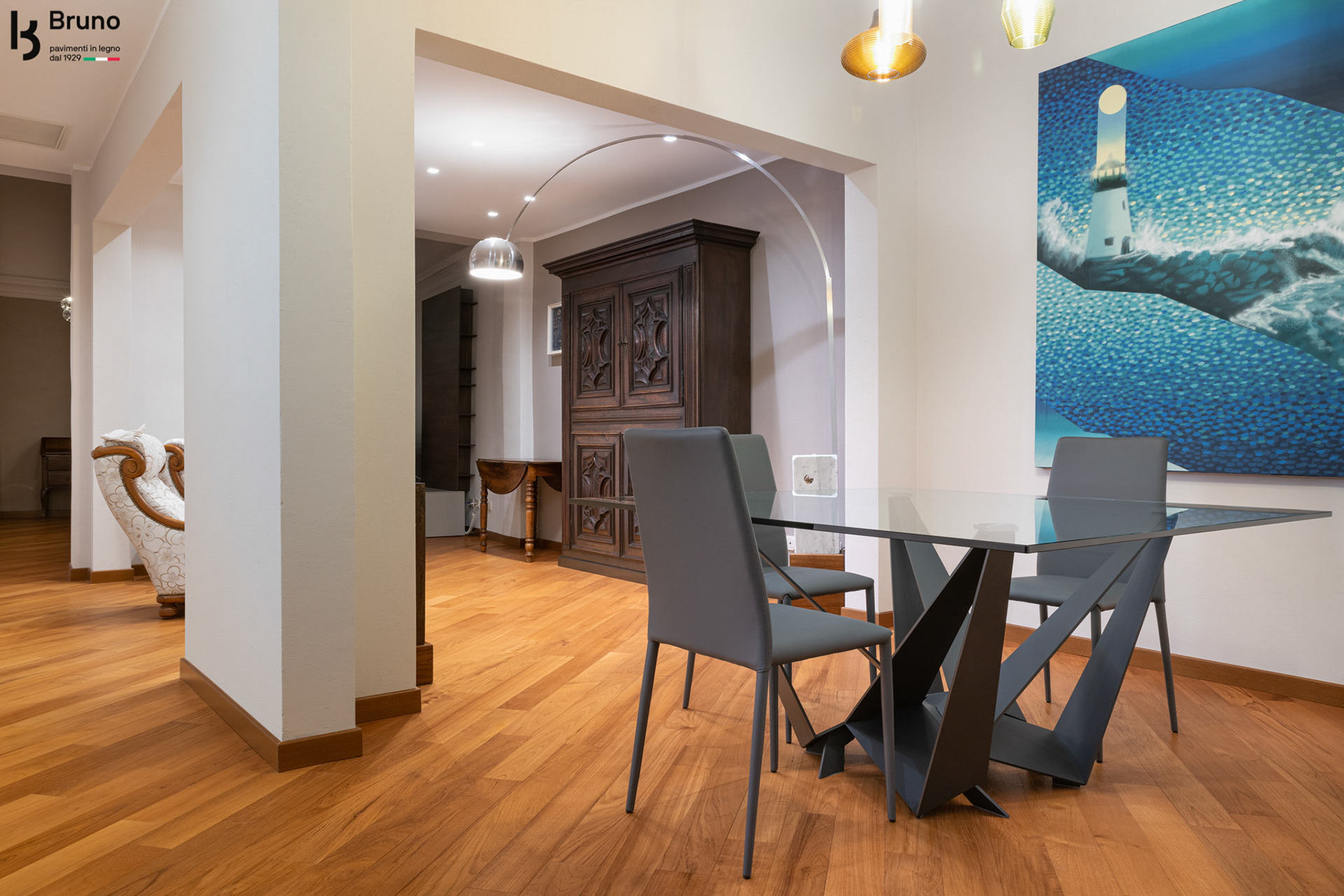 Lo splendido pavimento in tek