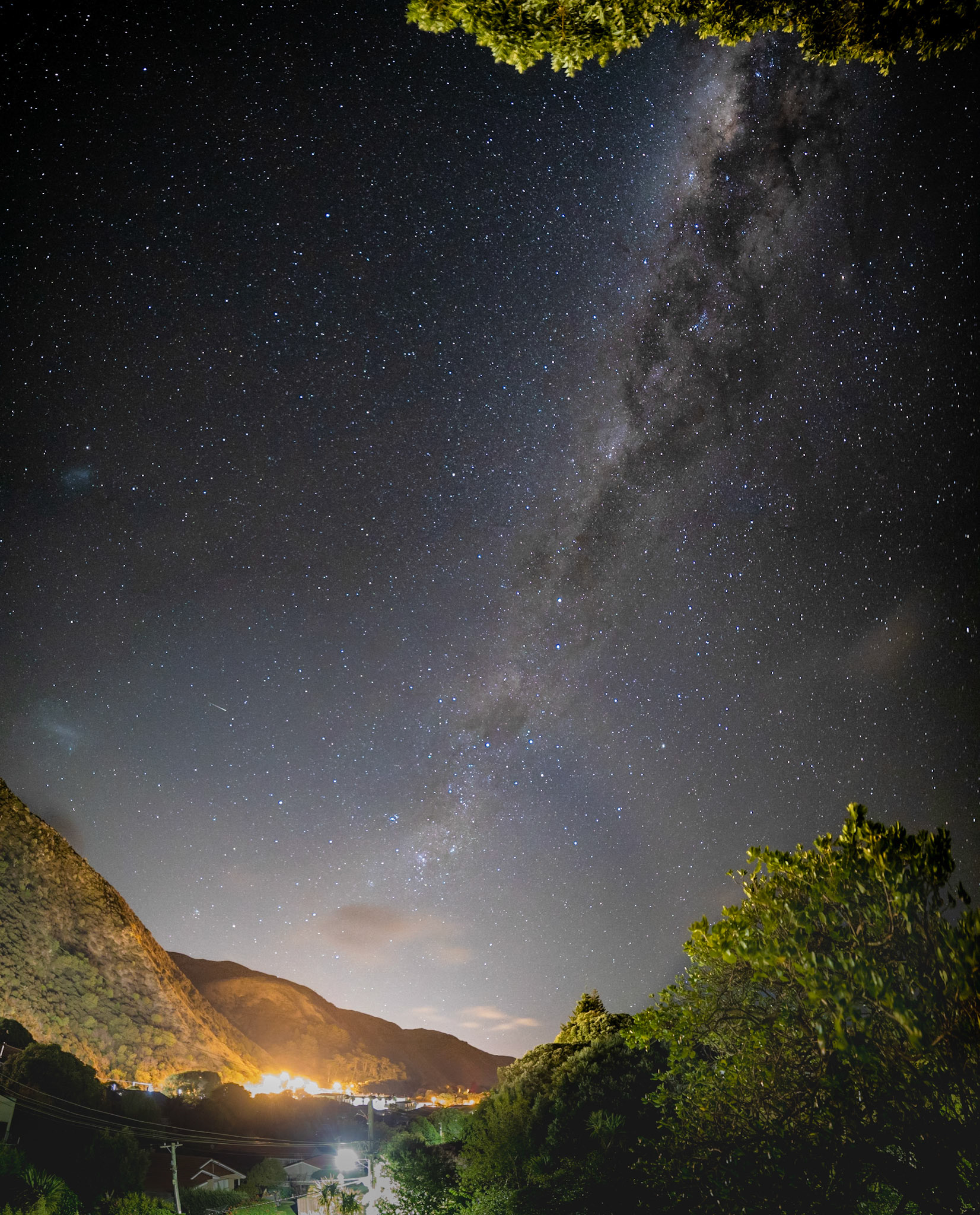 #29: Te Ikaroa (Milky Way) above Paekakariki