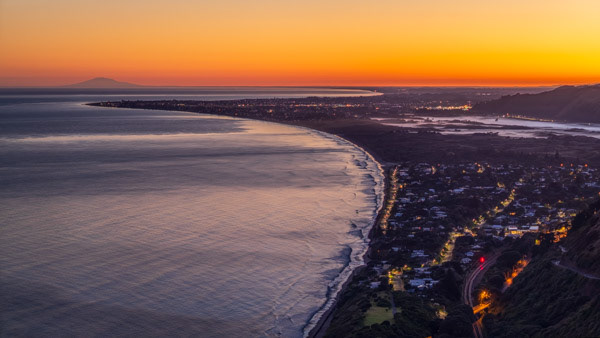 Kāpiti evening vista: A glorious view northwards towards Mt Ruapehu, as Kāpiti settles down for the evening