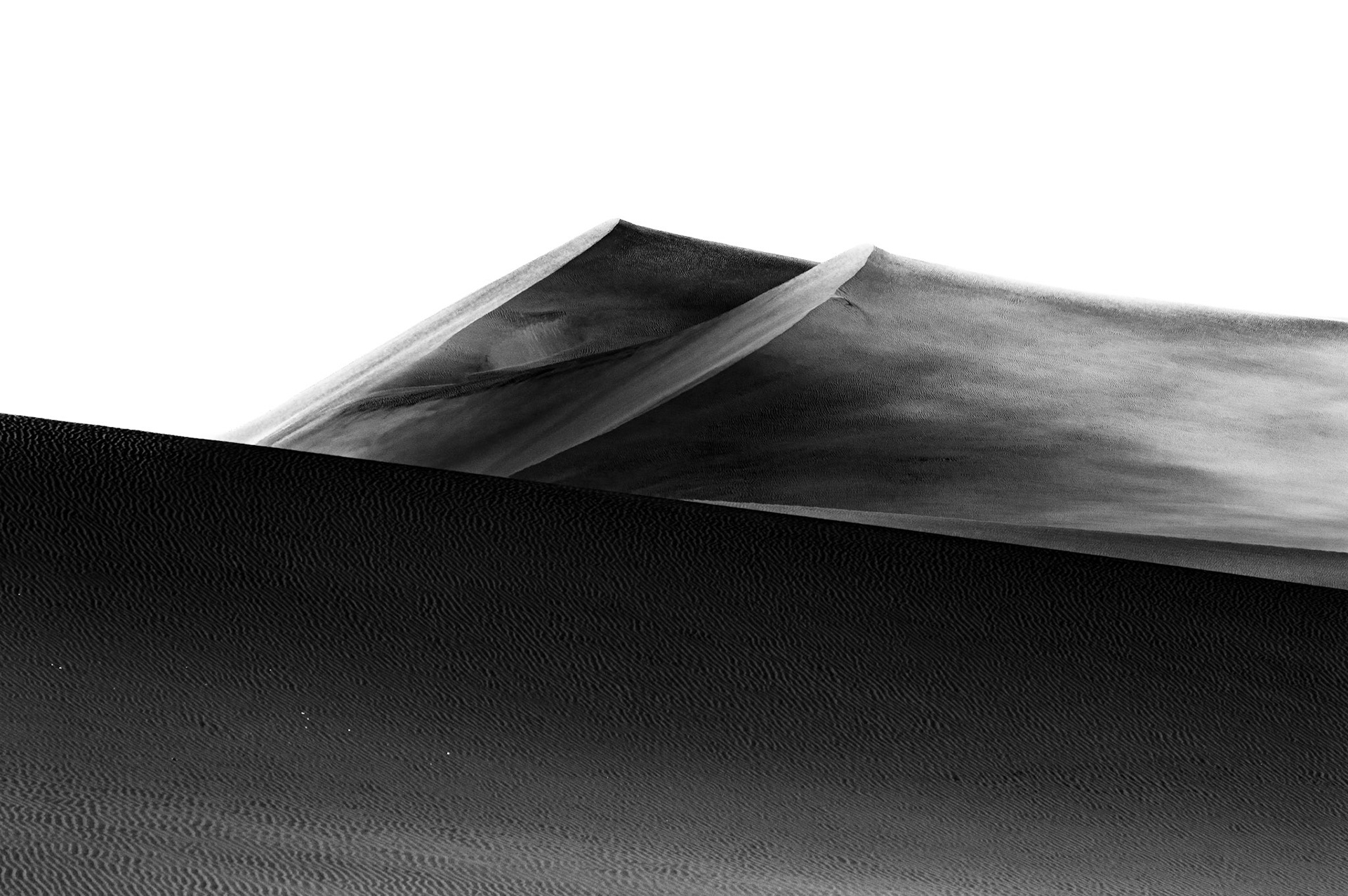 L'artiste, à travers cette série, a souhaité rendre hommage aux immenses dunes qui recouvrent le désert de Namibie. Comptant les dunes les plus hautes du monde, la vision de celles-ci change en permanence du fait des changements d'éclairages apportés par les passages nuageux et par les variations de couleur aux différentes heures de la journée.