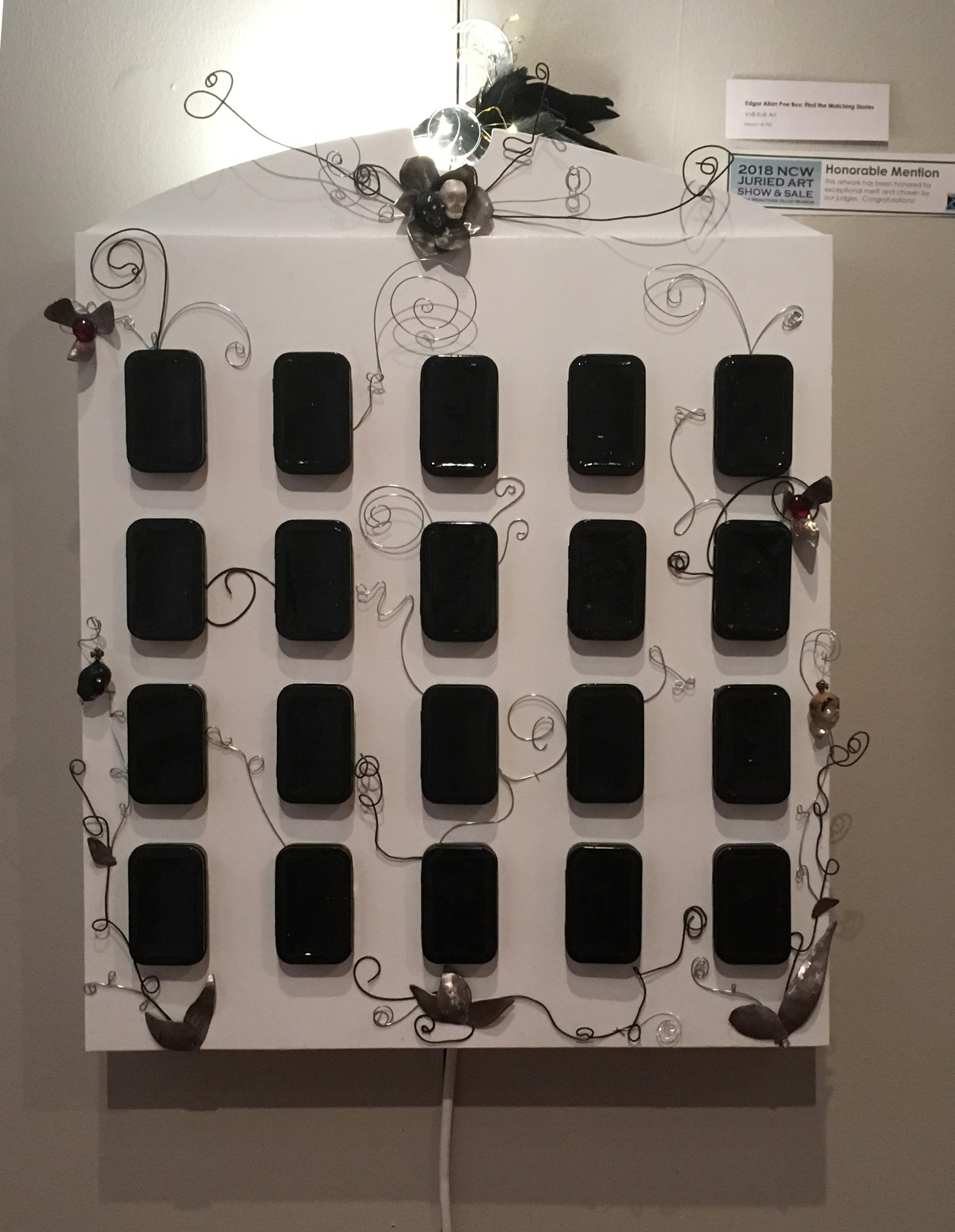 Poe Box (with Kellie von Beck)