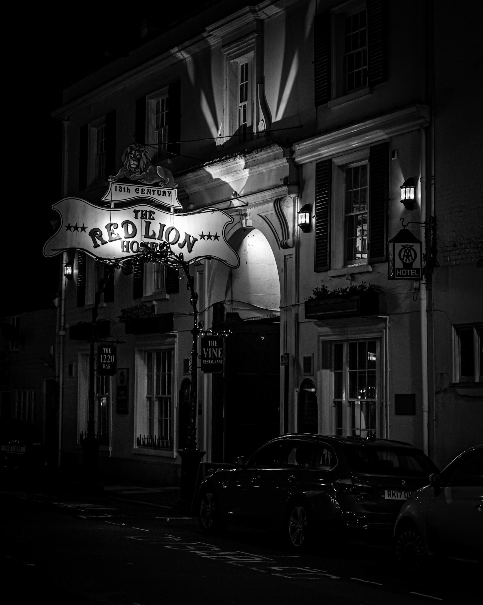 The Red Lion Hotel - Milford St