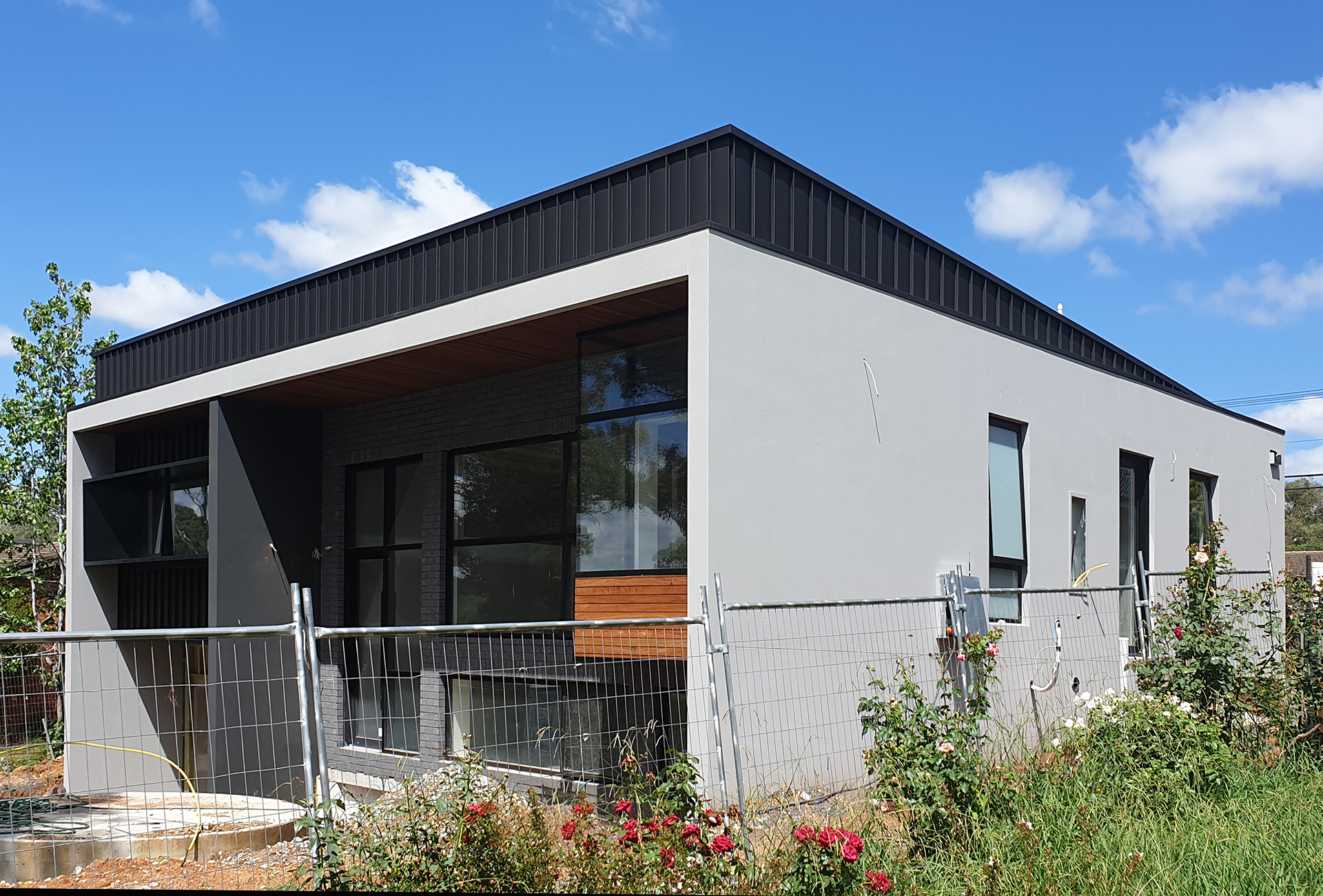 Presentation From Street