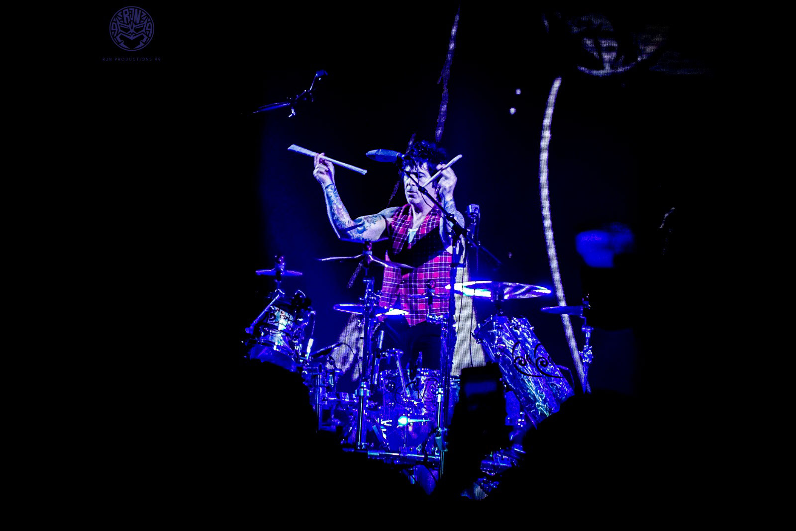 Alex Gonzalez known as The Animal is the drummer for Spanish Rock band Mana