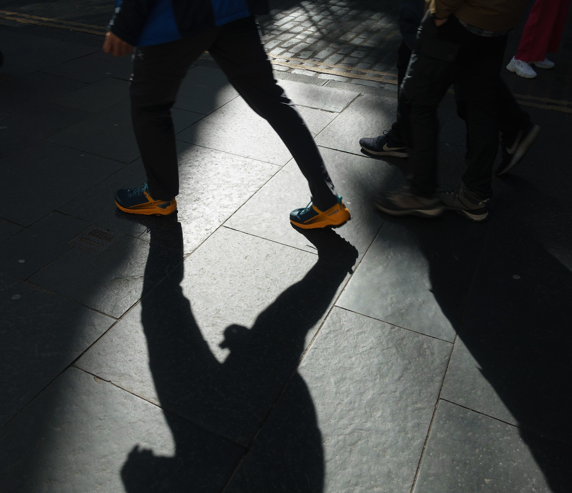 Passers-by, Cockburn Street, Edinburgh, 2022