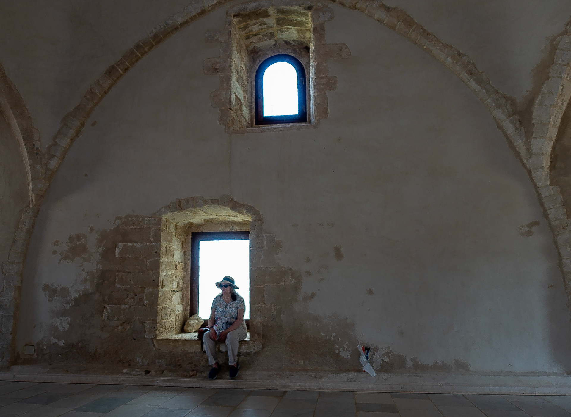 Kathy in the Mosque of Sultan Ibrahim, Fortezza, Rethymnon, Crete, 2018