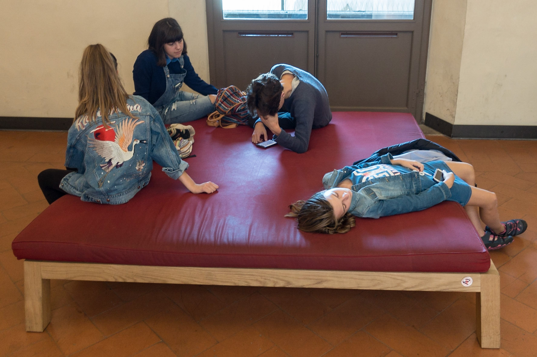 Taking a Break, Uffizi Gallery, Florence, 2017