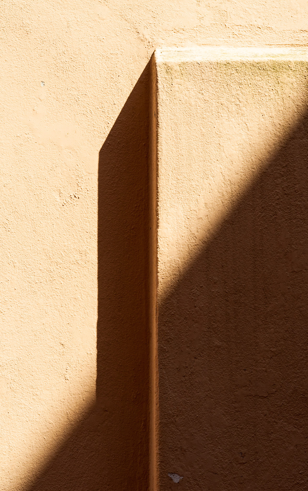 Yellow wall, Burano, 2014