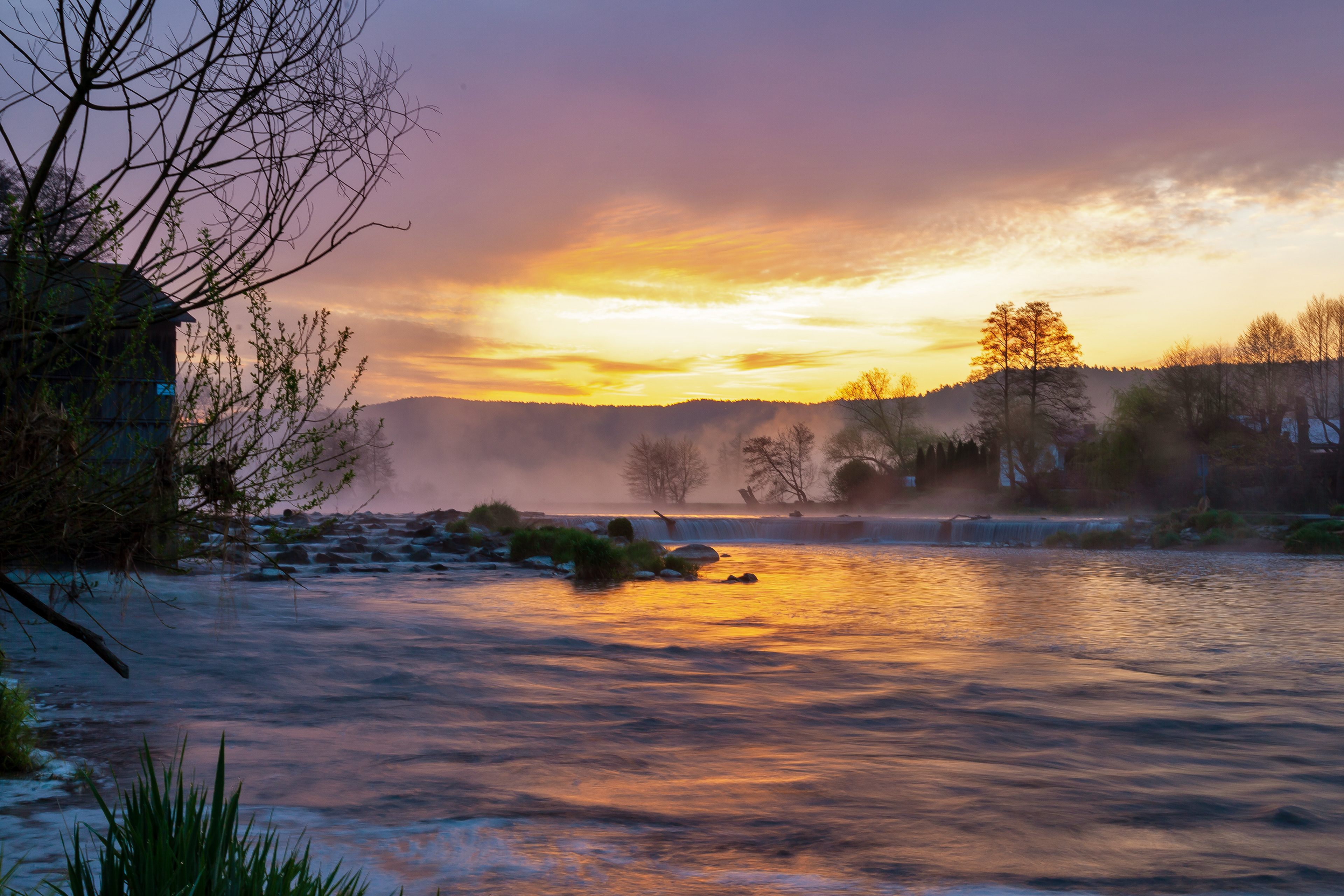 Regenstauf, Sonnenaufgang am Wehr II