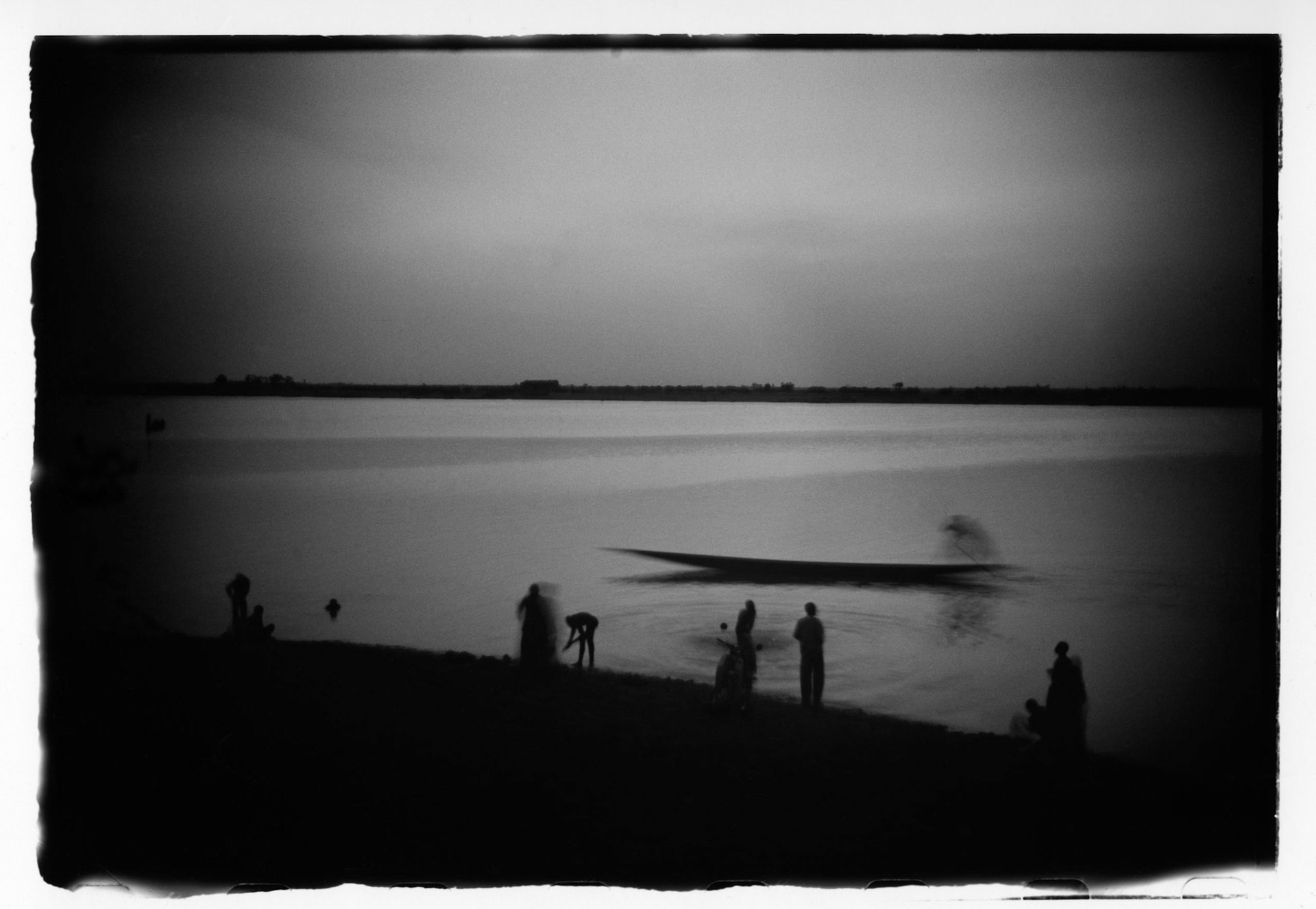 Soir de Mopti.  Avant....