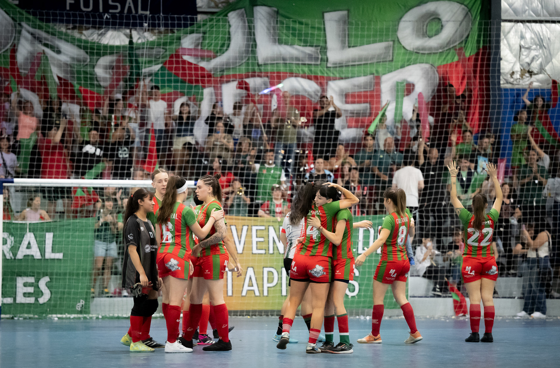 2024-11-25 El Club Cultural De Tapiales , en la categoría Femenino enfrenta a Mavia para lograr el ascenso a AFA. 