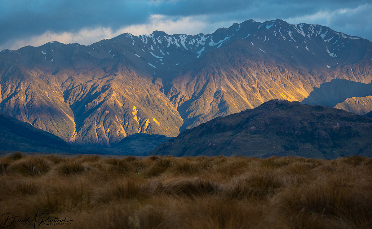Sunrise in the Southern Alps