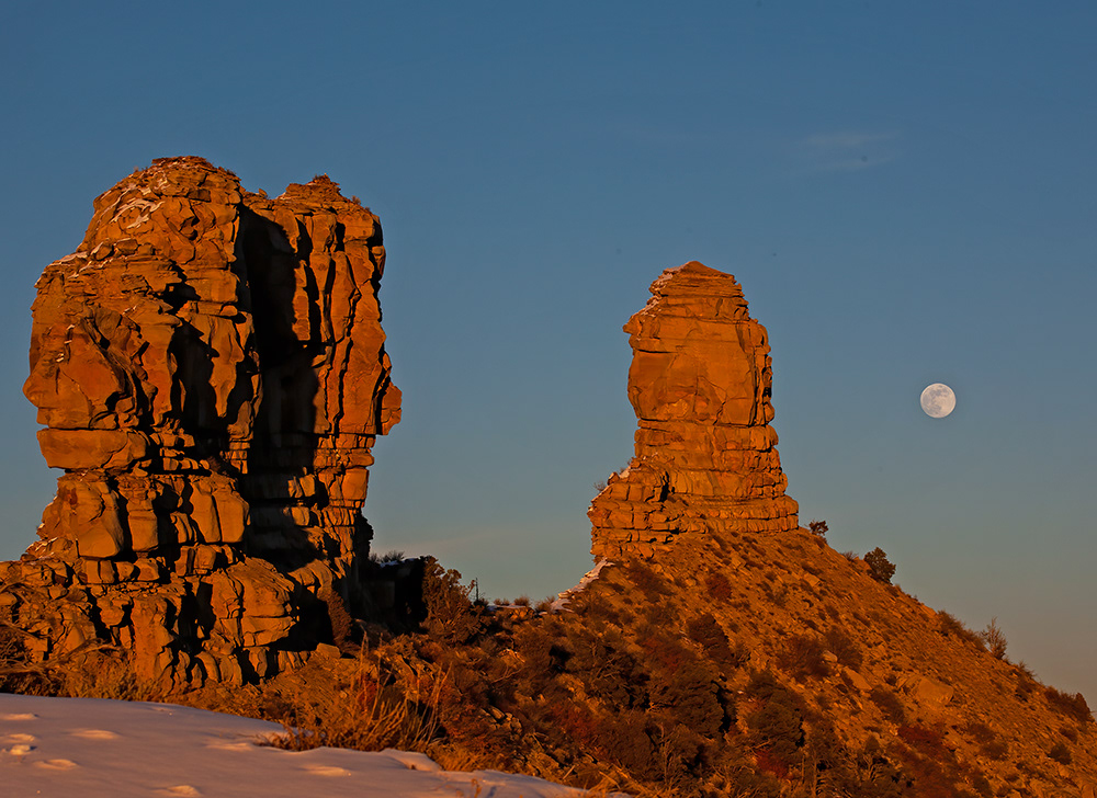 Colorado - Chimney Rock at the lunar standstill