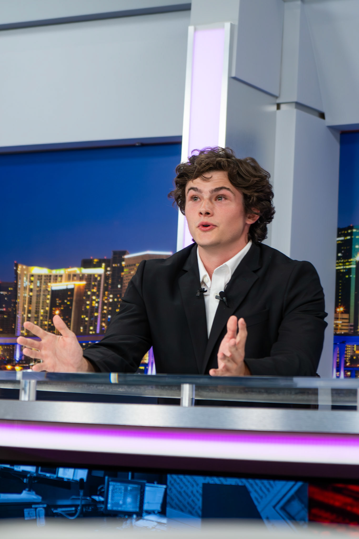 Off the Wire Episode 232