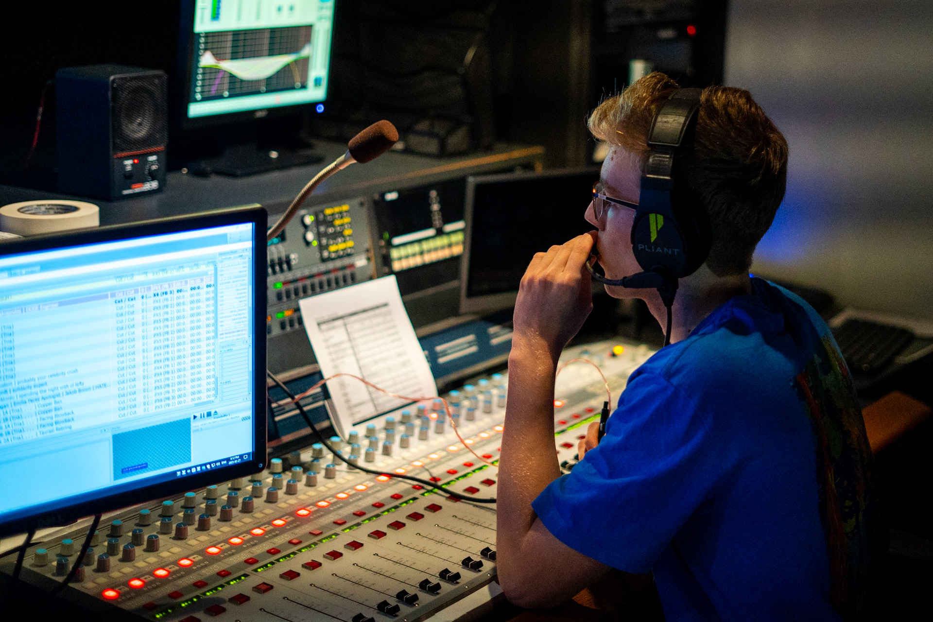 Off the Wire Episode 232