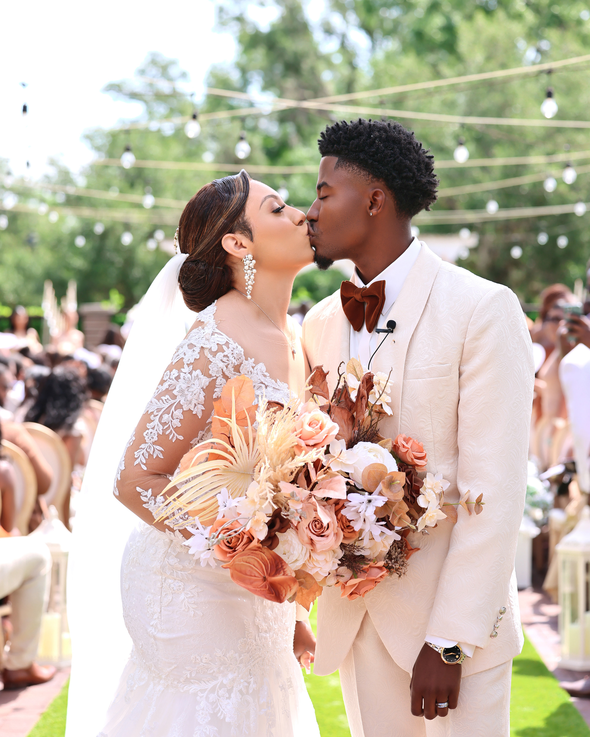 MAI & JUWAN