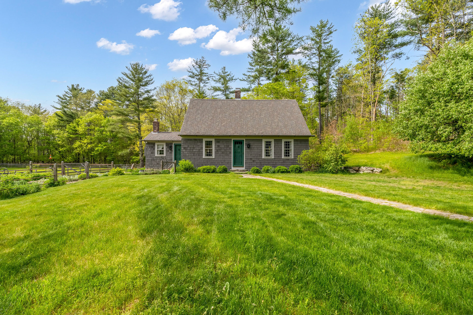 Real Estate Photography by Mark B. Carrier Photography @MBCarrier_Photography - Smithfield, RI, USA